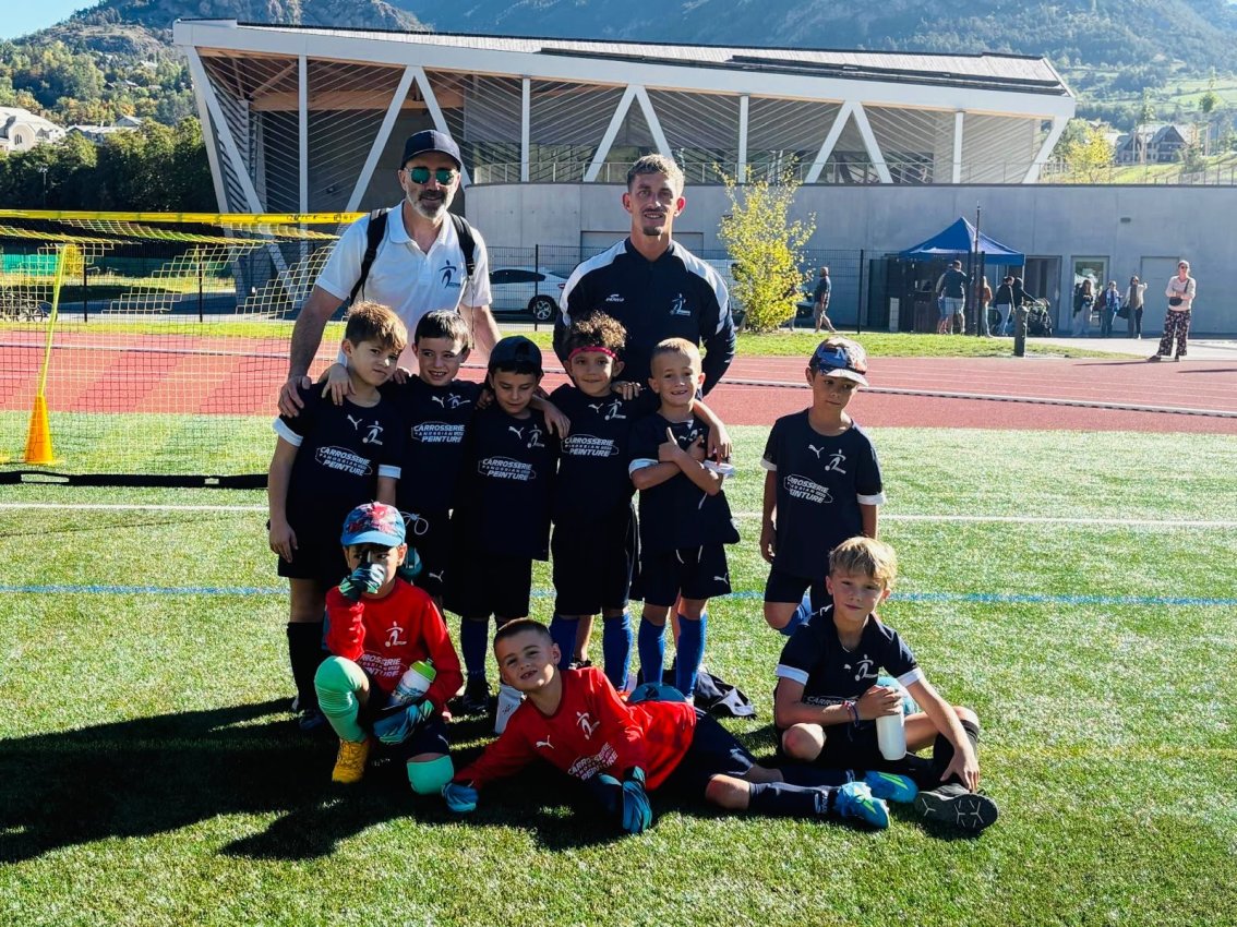 ⚽️ U8/U9 – Une belle matinée à Briançon ! 💙
