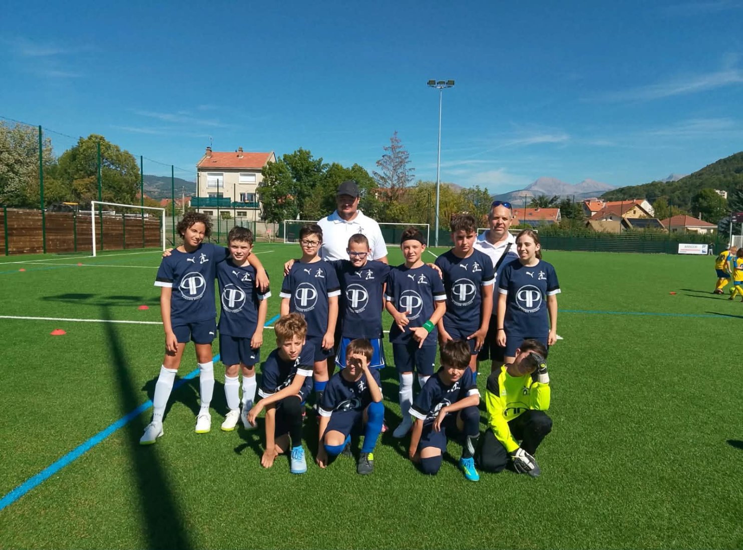 ⚽️ U12/U13 – Un match avec beaucoup d’engagement ! 💙